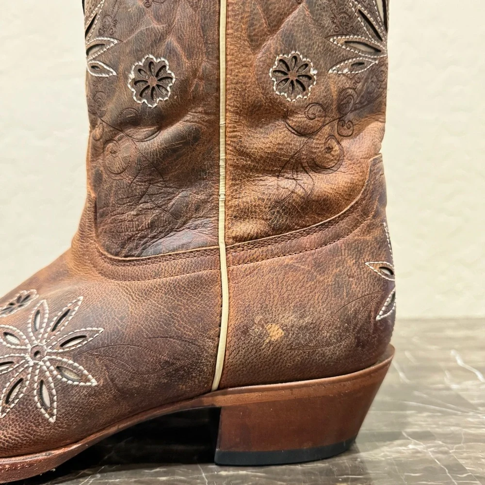 Shyanne Daisy Mae Leather Floral Overlay Cowboy Boots - Picture 3 of 14